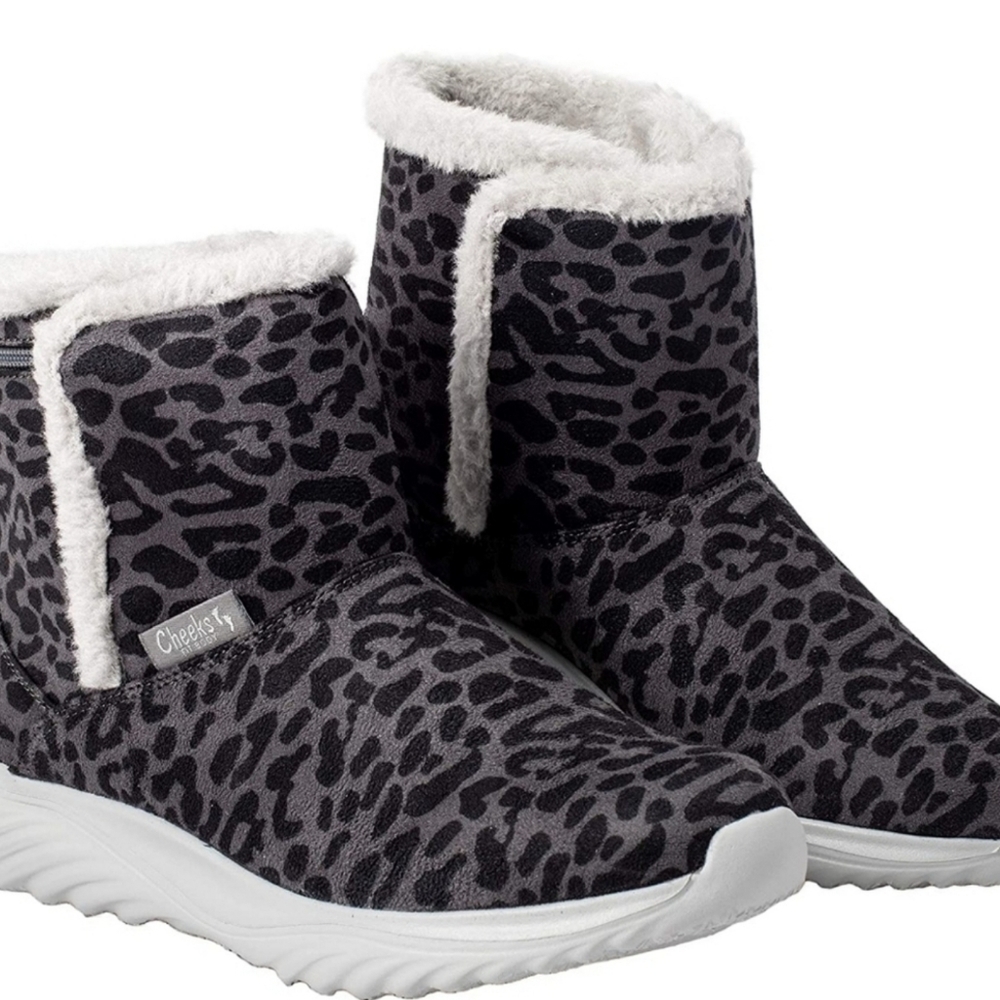 NWB! Cheeks Tony Little Black Cheetah Print Fit Body Sport Boots 9